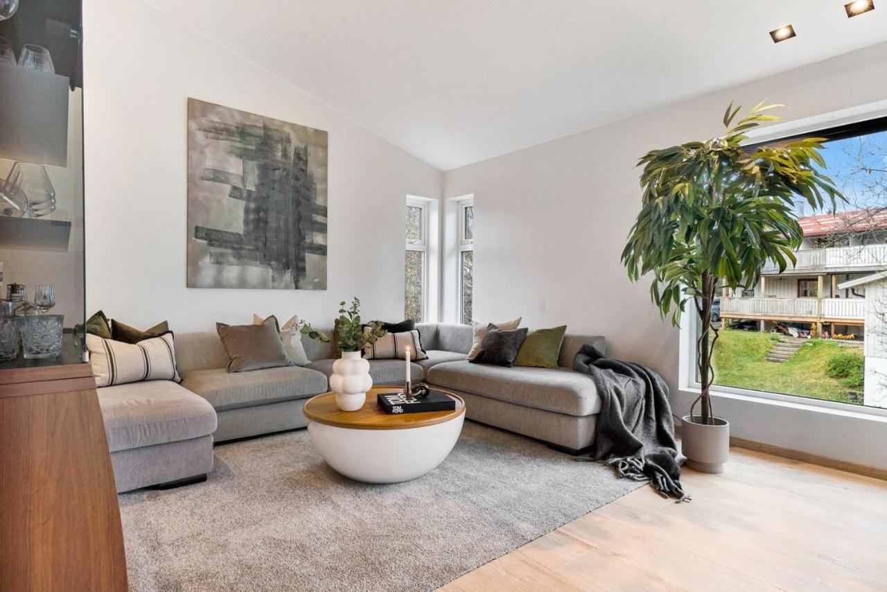 High-End Villa Sentralt I Тромсё Экстерьер фото